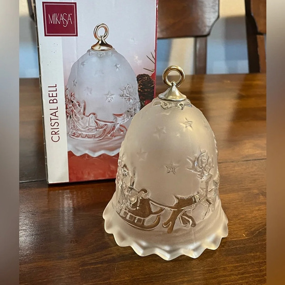 Mikasa Crystal Bell - Picture 3 of 5